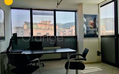 Zona Centro: Vendesi Ufficio Prestigioso